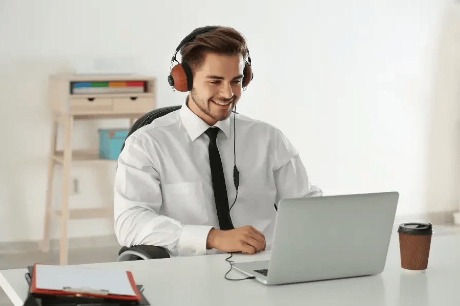 spanish speaking virtual assistant