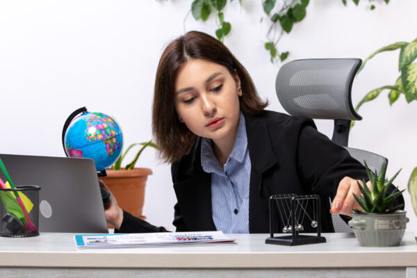 Why Payroll Outsourcing is the Smartest Move for Your UK Business Payroll Outsourcing